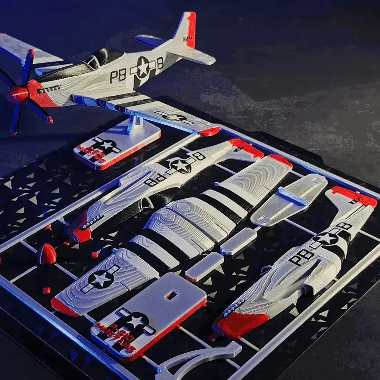 Bronvoorbeeld van het 3D-model P51D Mustang Plane Kit Car door Zachary Weddington
