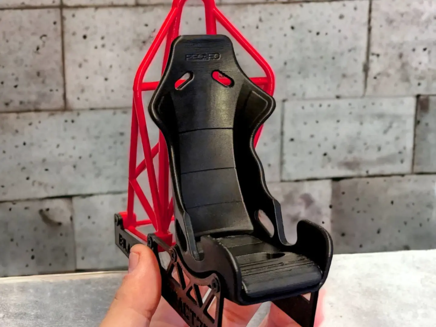 Bronvoorbeeld van het 3D-model soportes de celular door user1179316550